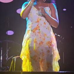 Monique Dehaney -- Jamaican singer who lives in Tokyo & is fluent in Japanese!