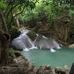 Nr. 4: อกนางผีเสื้อ (Ok Nang Phi Suea)