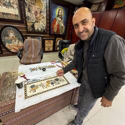 Mein "Freund" Riad -sie stellen sich immer als Freund vor- erklärt die verschiedenen Techniken.