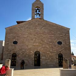 ...sehr schön renovierte Griechisch Orthodoxe Kirche...die Kausalkette Glaube-Macht-Geld in Symbiose