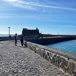 Cobblestone path to the fortress