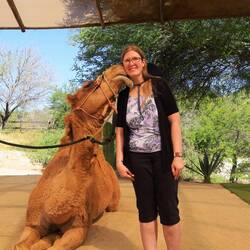 Kisses from Sahara Kardashian