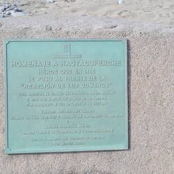 Die Inschrift zu der Statue von Freitag