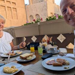 Ganz früh Frühstück
