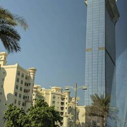 Palm Tower mit dem höchsten Infinity Pool der Welt