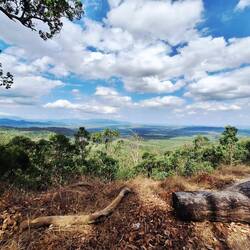 35 Grad mit Blick auf die Zuckerrohrebenen