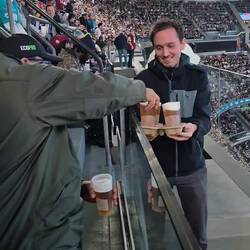 Schani-Absoluter Superheld der Nation!