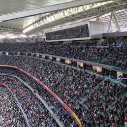 letztes Mal waren Kurt, Maria und Eva in einer VIP Box beim Real Fußballspiel 😬