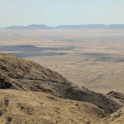 Aussicht hinab zur Naukluft...