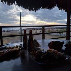 Abendessen bei Sonnenuntergang