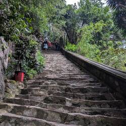 Weg zu den Marble Mountains