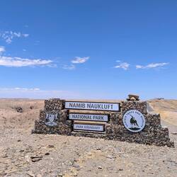 Neue "Schilder", schick...