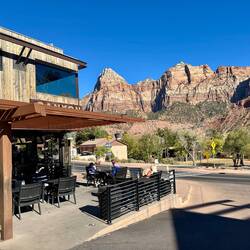 Boxenstopp im Canyon Coffee