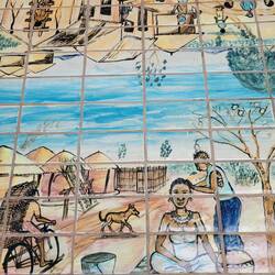 Tisch mit hauseigenen Kacheln