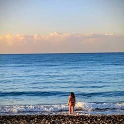 Annuschka nimmt ein Abendbad 🏊♥️