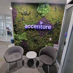 Kurz im Büro auf einen Kaffee vorbei geschaut