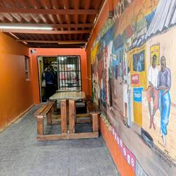 Und dann ab zum Essen in ein Restaurant mit traditioneller Küche 🥘