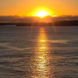 Schöner Sonnenaufgang zum Empfang
