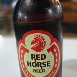 ....Mann war von der Flaschengröße begeistert. 😃