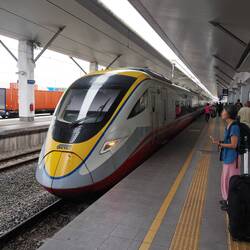 High Speed nach/to Kuala Lumpur