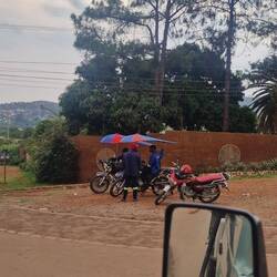 Mopedtaxi mit spezieller Überdachung