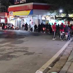 Vietnamnesen beim Essen.