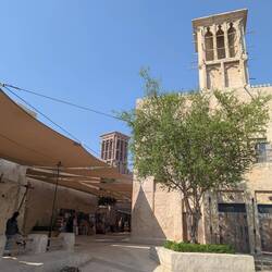 Unser Souk mit Hotel