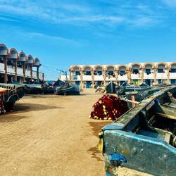 Fischerboote und Domizil der Fischer