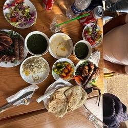 ...nach so viel Geist für Geist, gibt's orientalisches als Härtetest für die Verdauung.