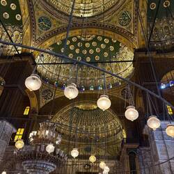 ...und im Laufe der Jahrhunderte Regierungssitz vielfältiger Herrscher.