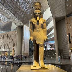 Ramses der Zweite! Alles Original und 3.200 Jahre alt.