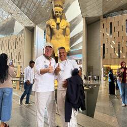 So alt und noch faltenfrei. Das hat ein 👍 verdient.