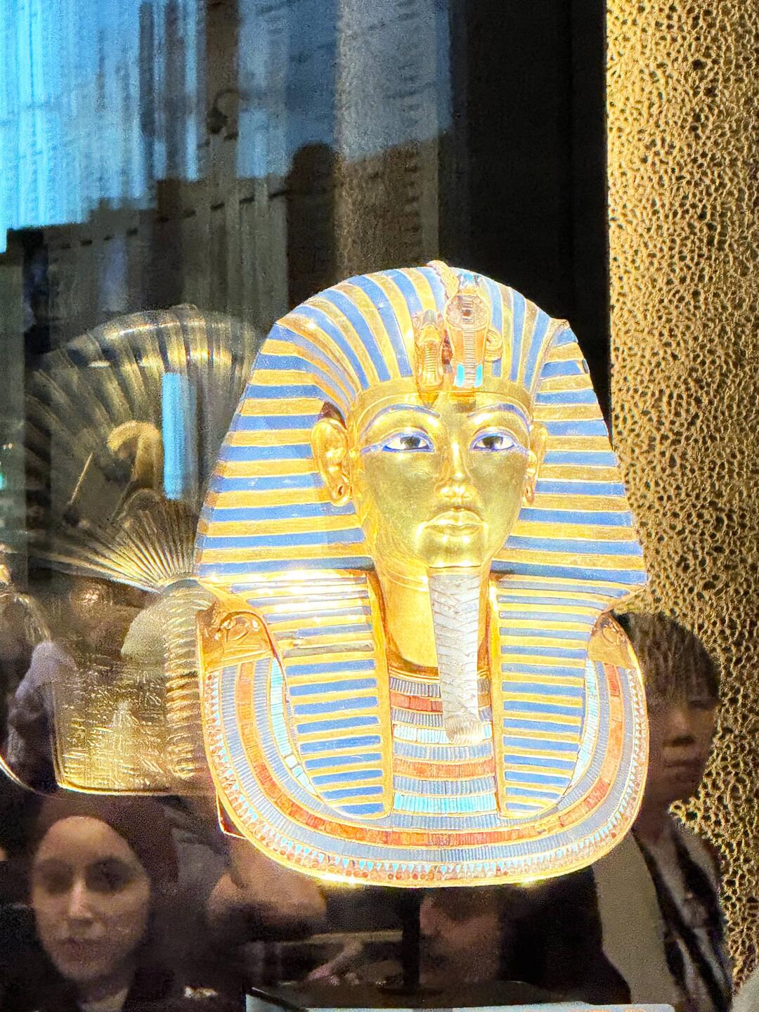 Die Totenmaske (Totenhelm) des Tutenchamun