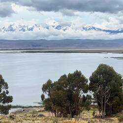 The cordillera are a little shy today