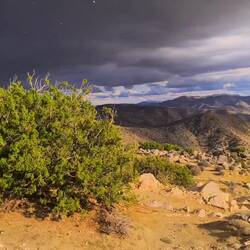 Sonne mit Schneefall bei 6 Grad