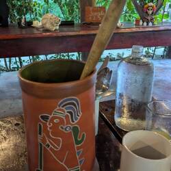 Aus denen dann eine Art Kaffee gemacht wird