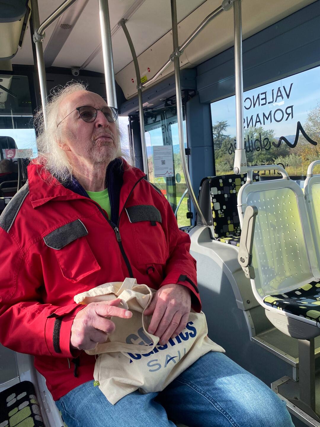 Mit dem Bus geht es nach Valence