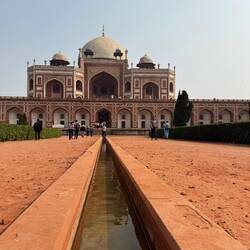 ...sie ihn bis über den Tod hinaus liebte. Gebaut ohne Bausparvertrag!