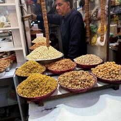 Nüsse, Trockenobst, Nüsse, Troclenobst