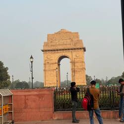 Der Arc d'Triumph der Inder? Nein, kein Triumphbogen...