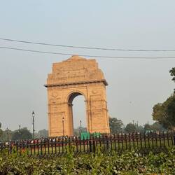 ...die in den Kriegen der Engländer gestorben sind (als Indien noch Kolonie war)