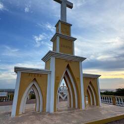 kleiner Bergaussichtspunkt