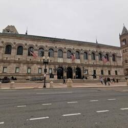 Die erste öffentliche Bibliothek der USA.