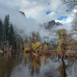 Das ist Yosemite Falls.