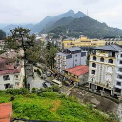 Blick Richtung China. Noch gute 20 km bis zur Grenze.