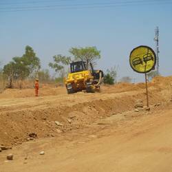 Mit chinesischen Baumaschinen
