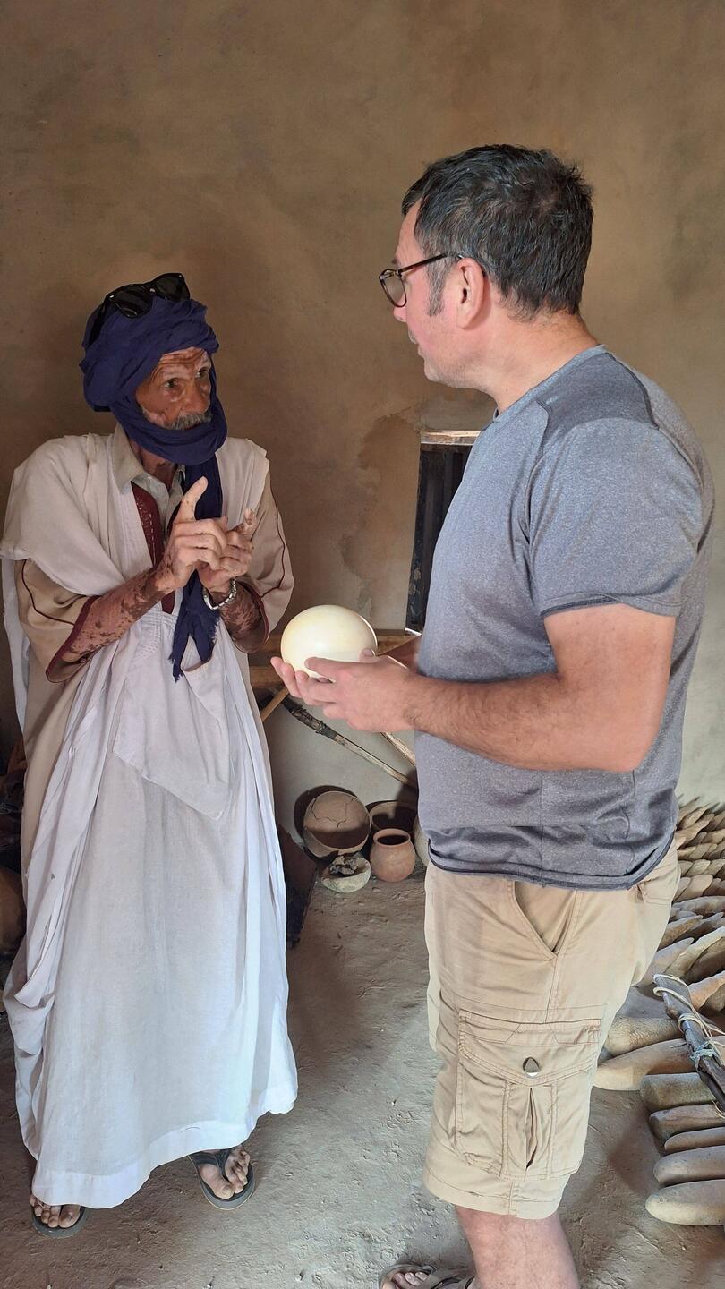 Oeuf d'autruche de plus de 200 ans minimum