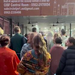 Ton an! 6.15 Uhr wurde ich heute Morgen abgeholt.