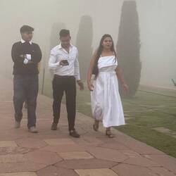 ...alleine ist in Indien relativ... ...in Indien ist man nie alleine... ...selbst morgens bei Nebel