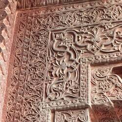 Fein gearbeitete Steinmetz Kunst.